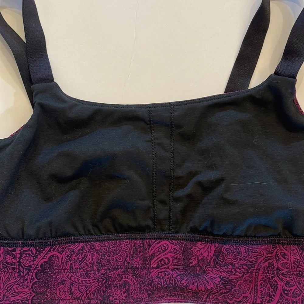 LULULEMON BOTH WAYS paisley sports tank bra adjustable straps paisley fitness 6